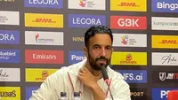 Pelatih AC Milan Ruben Amorim mengikuti konferensi pers di Stadion Utama Gelora Bung Karno, Jakarta, Jumat (7/8/2026). (Bola.com/Hery Kurniawan)