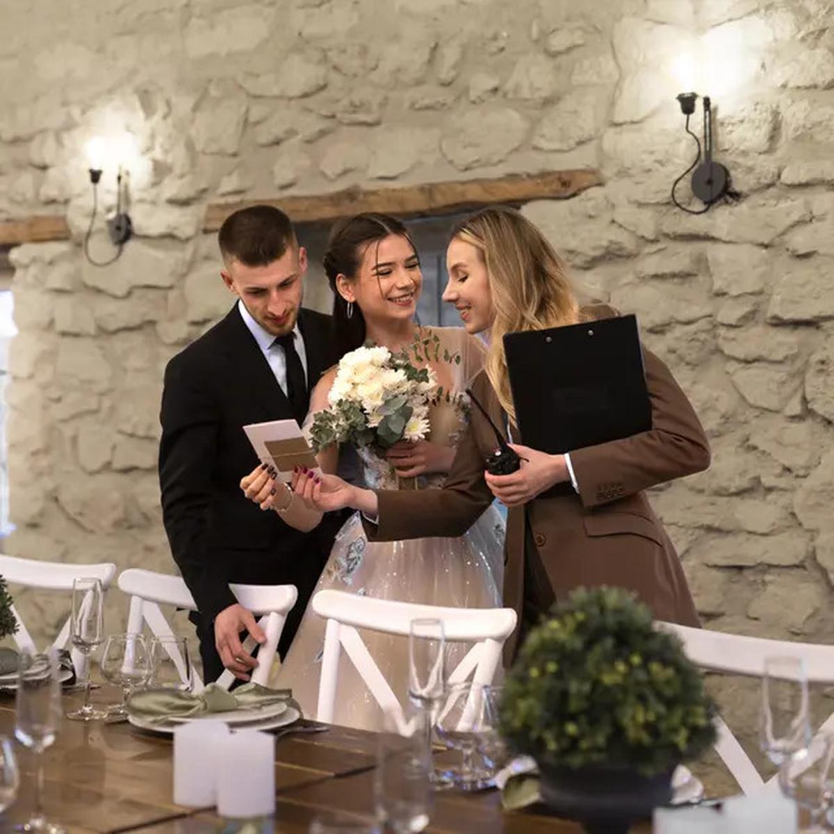 Lebih dari Sekadar Pendamping, Ini 7 Tugas Bridesmaid dan Groomsmen