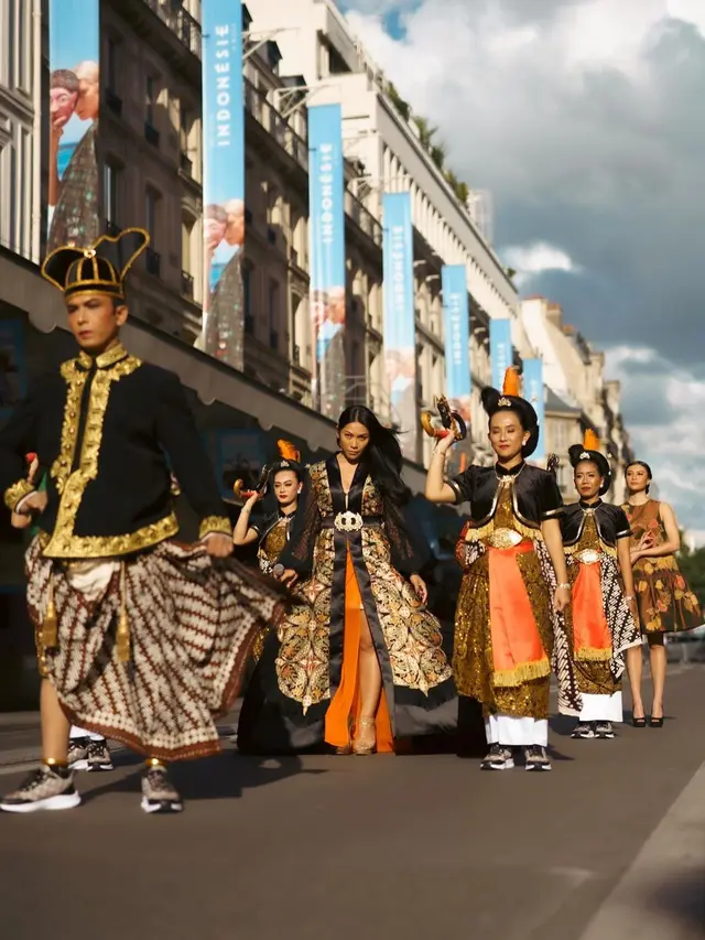 [Fimela] Anggun C Sasmi