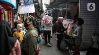Cegah Penyebaran Covid-19, TNI-Polri Siaga di Titik-Titik Pasar Tanah Abang