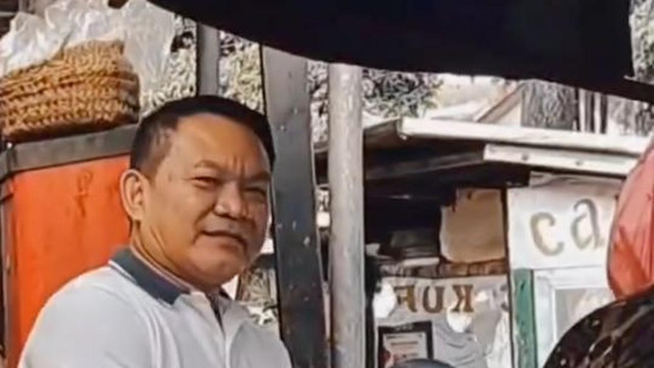 Nostalgia Jenderal TNI Dudung Santap Kupat Tahu & Bandros Koboi, Menyatukan Cita Rasa Klasik