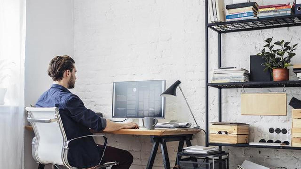 Kenapa Orang yang Pendiam Sering Diremehkan di Kantor? Ini Cara Memahami dan Mengatasinya