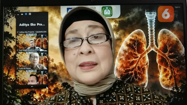 Nila Moeloek Bagikan Pengalaman Menangani Darurat Kesehatan Akibat Kabut Asap