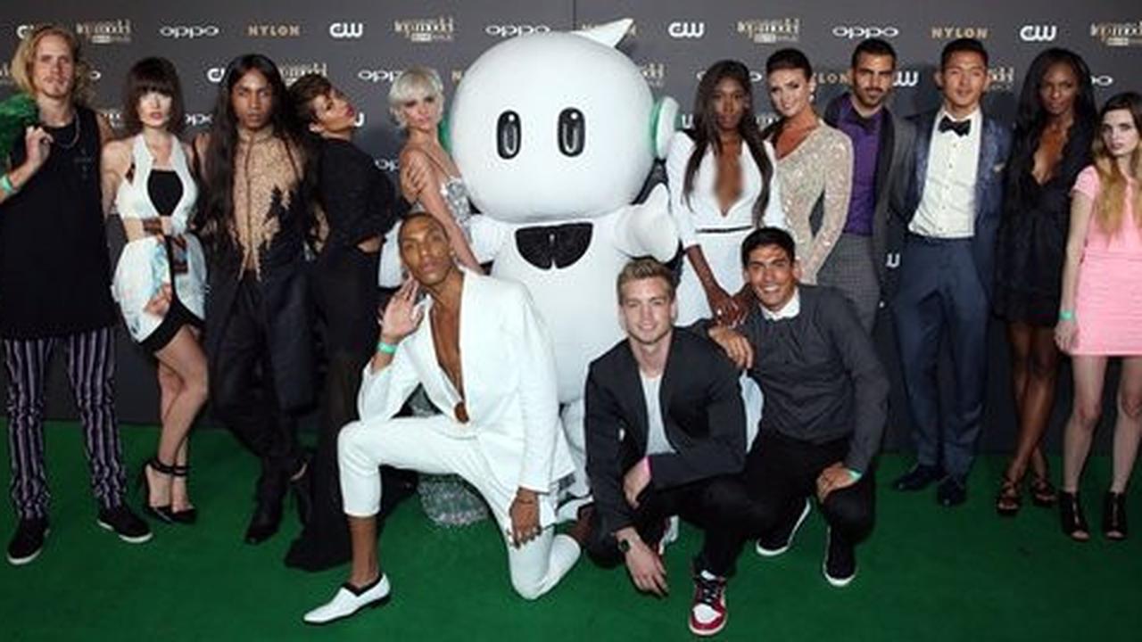 Oppo rambah ke dunia internasional, gandeng America's next top model