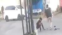 Tangkapan layar CCTV saat Betrand tertembak senjata polisi. (Liputan6.com/ Dok Ist)