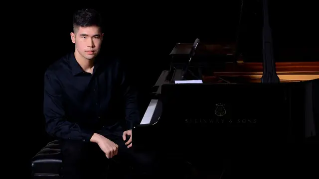 Pianis muda Jonathan Kuo (ist)