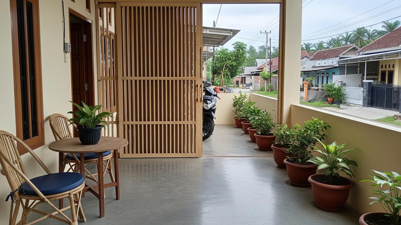 9 Desain Teras Rumah Sederhana yang Membuat Rumah Terasa Lebih Rapi dan ...