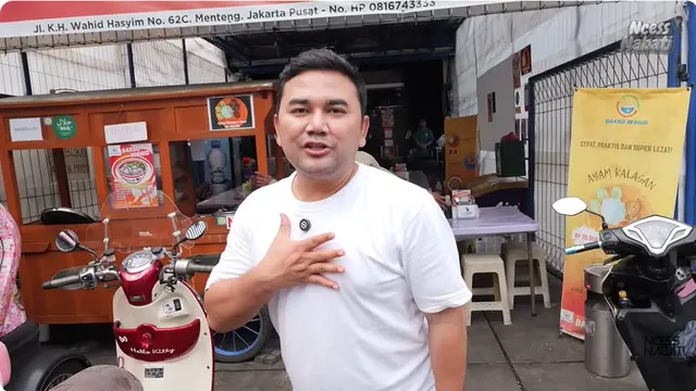 6 Potret Desain Warung Bakso Pengacara Elsie Lontoh, Ada Koleksi Hello Kitty dan Lego