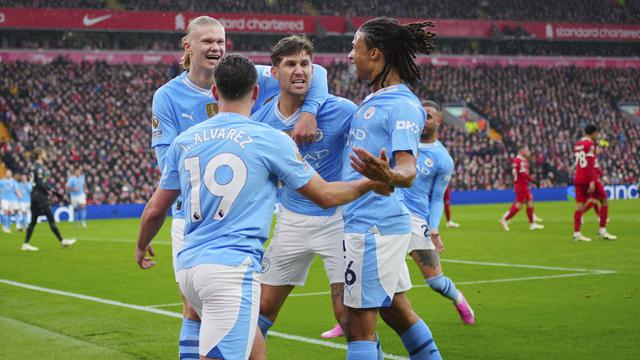 Foto: Nathan Ake Blunder, Man City Harus Puas Ditahan Imbang Liverpool di Liga Inggris