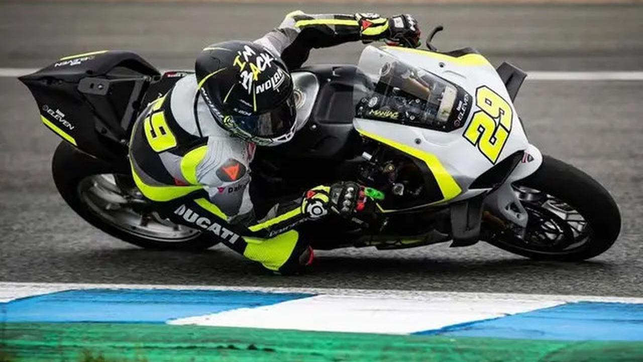 Profil Andrea Iannone MotoGP, Pernah Curi Perhatian karena Kostum Balapnya Mirip Pemadam Kebakaran