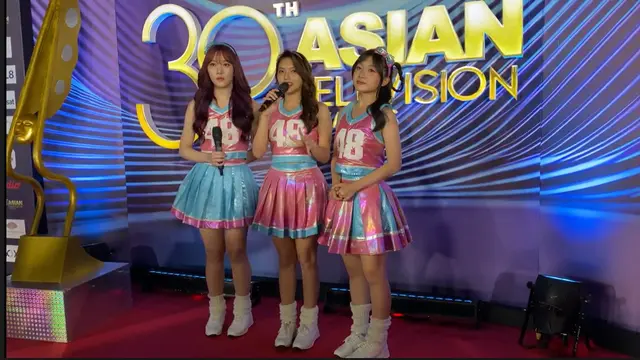 saat wawancara JKT48 di Red Carpet Asian Television Awards, Studio 6 Indosiar, Jakarta, Sabtu (29/11/2025) (Zikrah Nur Amalah/Liputan6.com)
