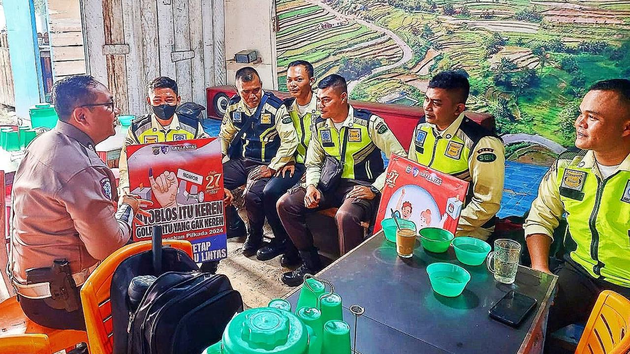 Personel Polri Disebar Ajak Publik Kawal Pilkada Damai