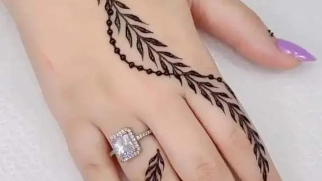 5 Inspirasi Model Henna Tangan yang Simpel tapi Cantik untuk April 2025