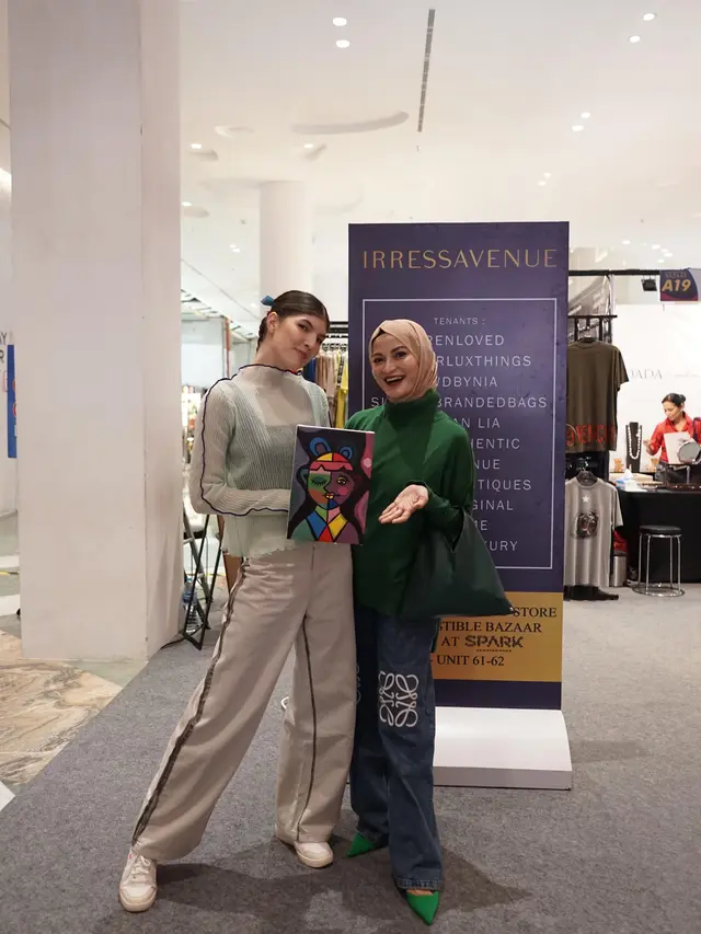 Shopping sambil healing dengan meluksi