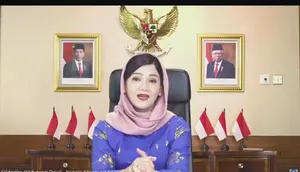 Kepala Eksekutif Pengawas Perilaku Pelaku Usaha Jasa Keuangan, Edukasi dan Pelindungan Konsumen OJK Friderica Widyasari Dewi. (Foto: tangkapan layar/Tira S)