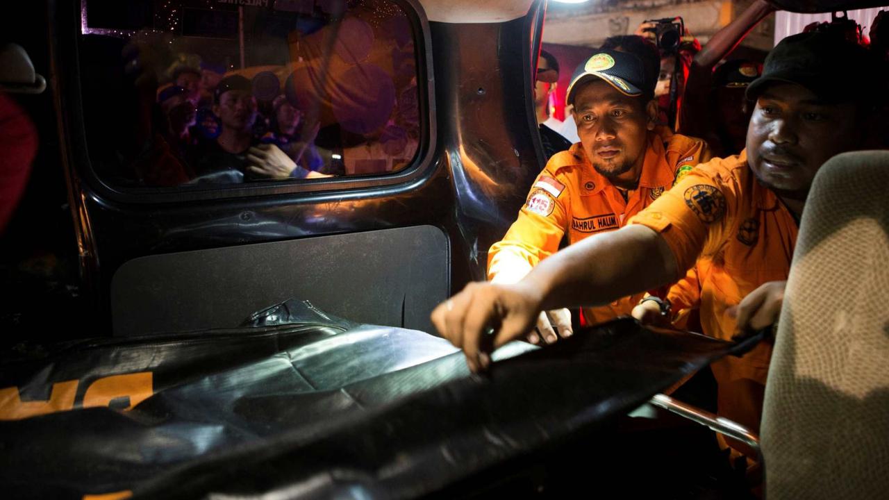 Tragedi kapal tenggelam di Selat Bali