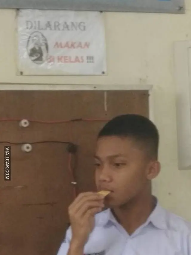 6 Larangan Tidak Boleh Makan Ini Bikin Geregetan