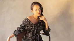 Selain itu, kiprahnya layar lebar pun berprestasi. Ia banyak sekali dinominasikan dalam berbagai ajang. Hingga pada akhirnya Michelle Ziudith pun menyabet piala pada Festival Film Bandung 2019 pada kategori Pemeran Wanita Terpuji Serial Televisi (Liputan6.com/IG/@michelleziu)