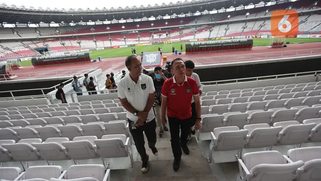 Ketua Umum PSSI Iwan Bule Meninjau Kesiapan GBK Menjelang Piala AFF 2022