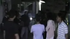 Ulah anggota genk motor kembali meresahkan warga, kali ini sekelompotan genk motor menyerang sebuah Warnet.