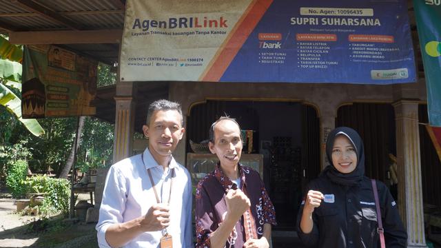 Agen BRILink seperti Supri merupakan perpanjangan tangan dari BRI.
