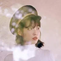 IU tampil mempesona di single baru, Autumn Morning. Berikut lirik lagunya.