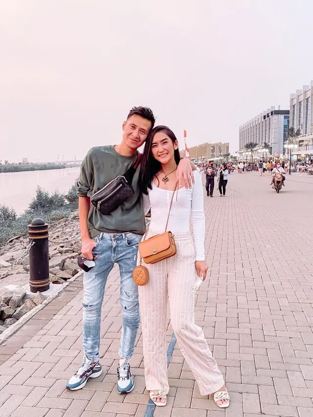 6 Potret Zora Vidyanata dan Suami yang Jadi Produser Kreatif Suci Dalam Cinta SCTV