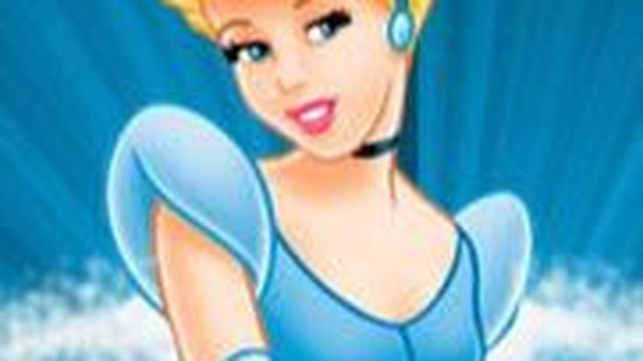 Princess Cinderella yang Terkenal dengan Sepatu Kacanya