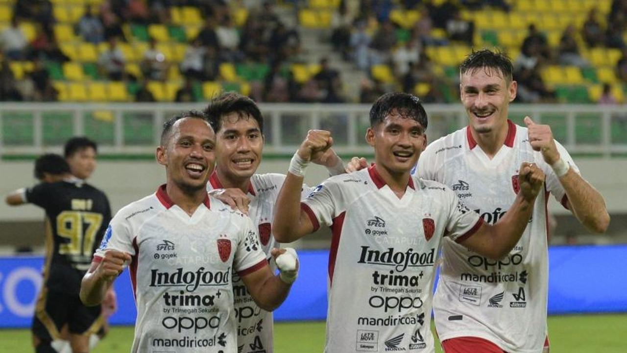 Dewa United Pisah dengan Jan Olde Riekerink Setelah Empat Musim Penuh Prestasi