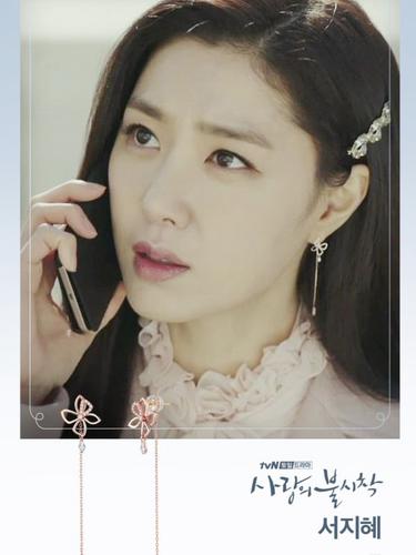 Tampilan Dari Pakaian Hingga Aksesoris Seo Ji Hye Selama Menjadi Soe Dan Di Crash Landing On You Fashion Fimela Com