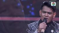 Penampilan Ferdi dalam D'Academy 7 Top 17 pada Selasa (23/9/2025). (dok. Indosiar)