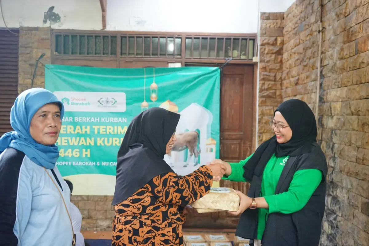 NU Care-LAZISNU pada Idul Adha 1446 Hijriah membagikan daging kurban saat Idul Adha ke berbagai wilayah tertinggal, terdepan, dan terluar (3T).