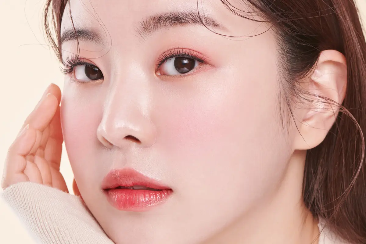 Melihat Indahnya Pulau Jeju dari Koleksi Makeup dengan Bunga Camelia