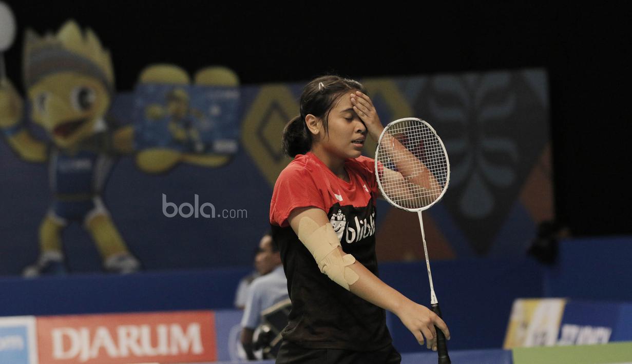Tunggal putri Indonesia, Gregoria Mariska Tunjung, kalah dari Tunggal putri China Taipei, Tai Tzu Ying pada laga Indonesia Open 2017 di JCC, Kamis, (15/6/2017). Gregoria kalah 13-21 dan 16-21. (Bola.com/M Iqbal Ichsan)