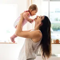 ilustrasi ibu dan anak/copyright rawpixel