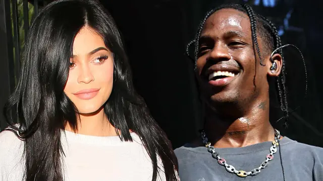 [Bintang] Kylie Jenner - Travis Scott