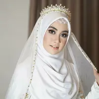 (Instagram/chachamakeupofficial)