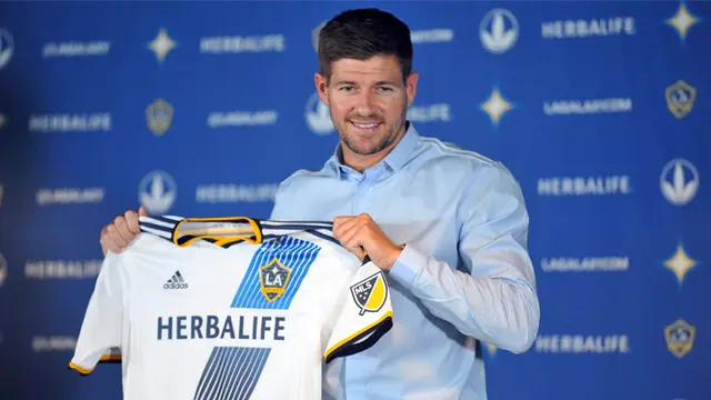 08072015-Steven-Gerrard