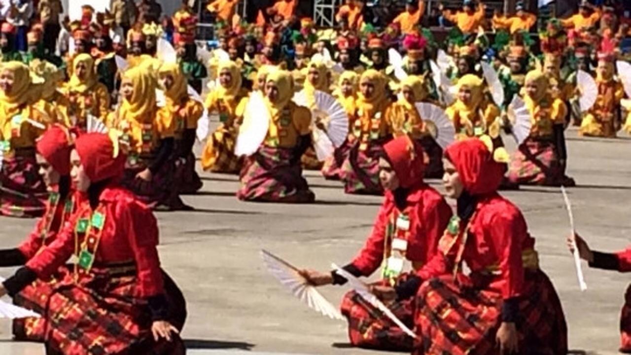 Presiden Jokowi hadiri pembukaan Muktamar Muhammadiyah di Makassar