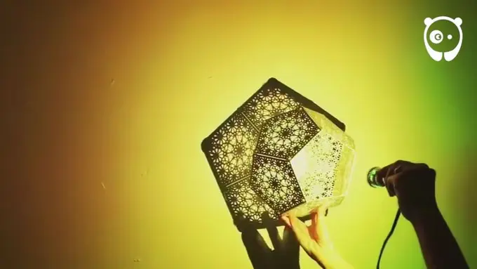 [Bintang] Terhipnotis oleh Cantiknya Bayangan Dodecahedron Berikut Ini!