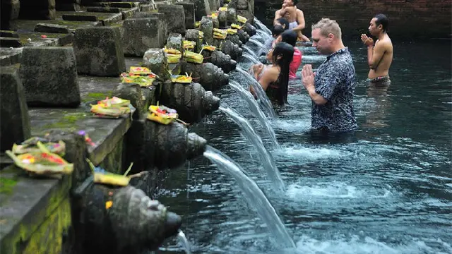 Ajak Pasangan Lakukan 7 Hal Romantis Di Bali Saat Hari Valentine