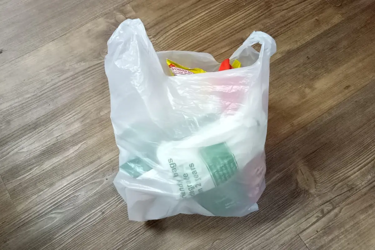 Ilustrasi Kantong Plastik