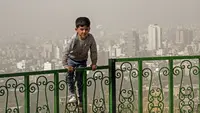 Trauma Perang Hantui Anak-anak Iran, Ahli: Dampaknya Diperkirakan Bertahan Lama