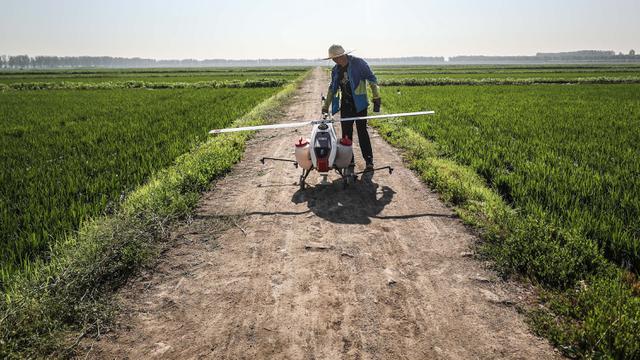 Penggunaan Pesawat Tanpa Awak sebagai Penyemprot Pestisida