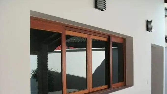 Desain Jendela Kayu Minimalis Modern