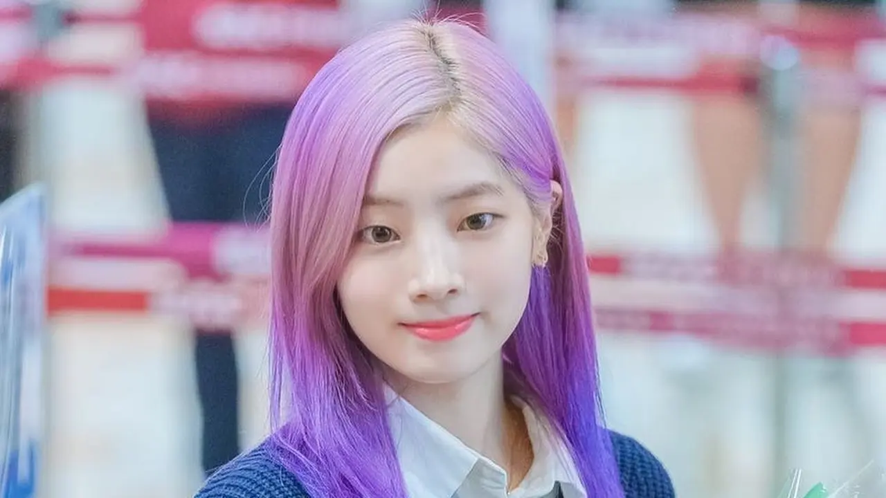ilustrasi model rambut ombre ala Korea/instagram: @dahyun.twice