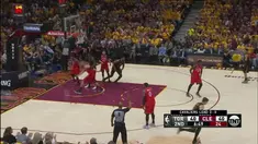Berita video game recap NBA 2017-2018 antara Cleveland Cavaliers melawan Toronto Raptors dengan skor 128-93.