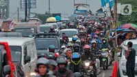 Empat titik lokasi di Jalur Pantura ruas Kabupaten Bekasi menjadi simpul kemacetan arus mudik Lebaran 2023. (Liputan6.com/Angga Yuniar)