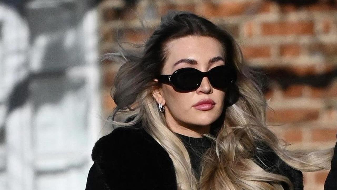 Pakai Baju Serba Hitam, Begini Penampilan Kate Cassidy saat Hadiri Pemakaman  Liam Payne yang Kini Jadi Sorotan Publik