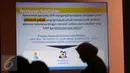 Slide show saat acara sosialisasi amnesty pajak dan perkembangan kebijakan ekonomi Indonesia di Jakarta, Selasa (26/7). (Liputan6.com/Angga Yuniar)